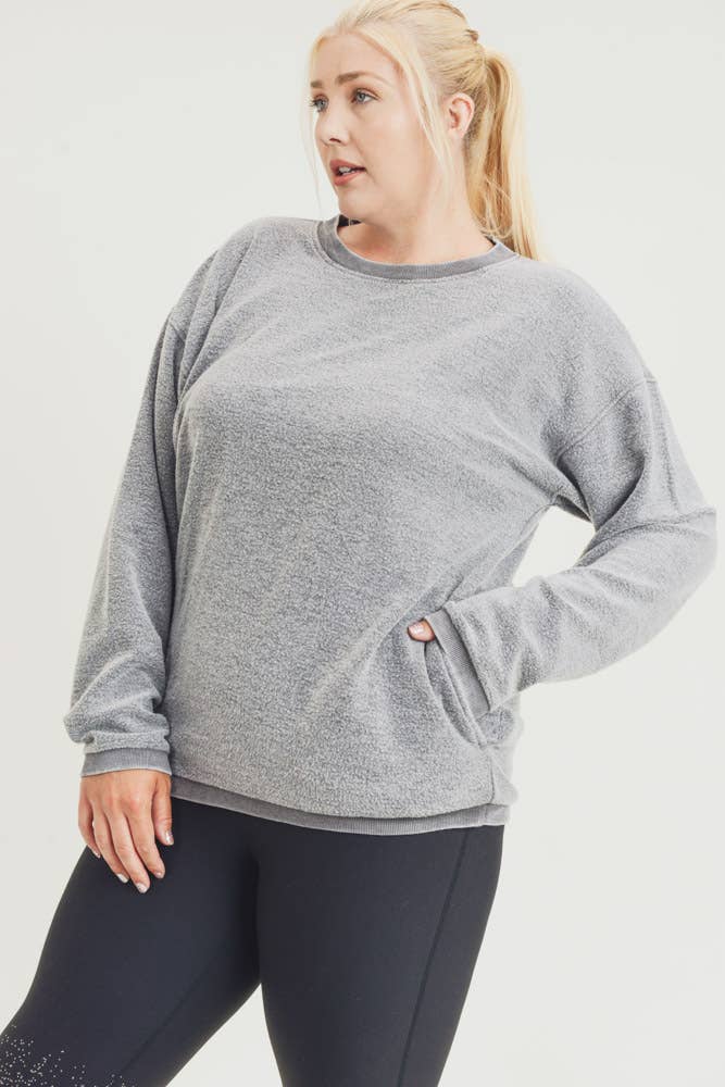 CURVY Fuzzy Pullover with Pockets